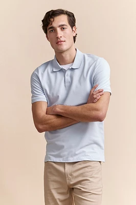 Polo with detail at collar