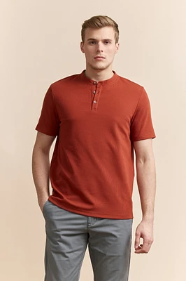 T-shirt henley texturé