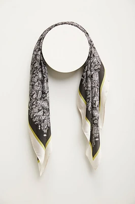 Scarf with paisley print