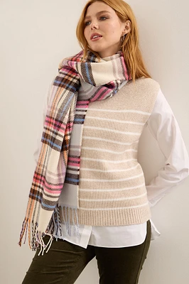 Plaid Scarf With Fringes