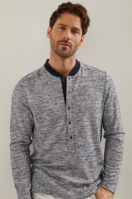 T-shirt avec col côtelé