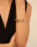 Bangle bracelet with buckle