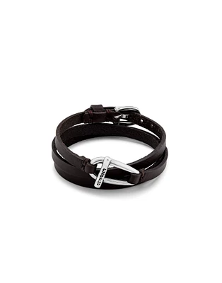 Leather bracelet with a small central link
