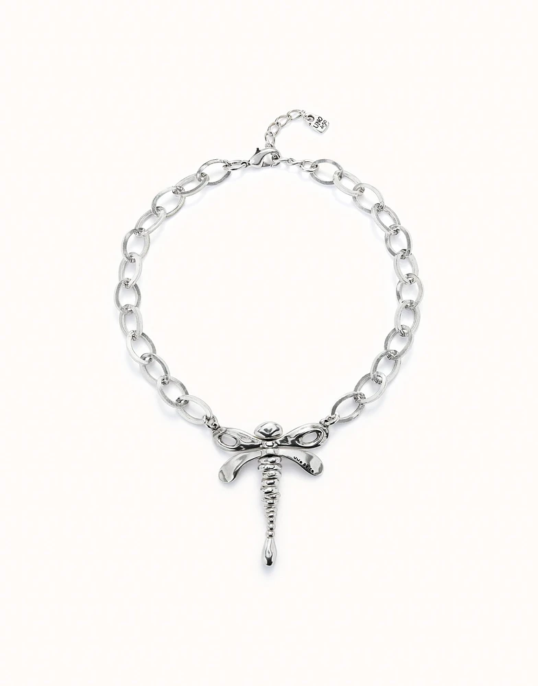 Short link chain necklace with dragonfly