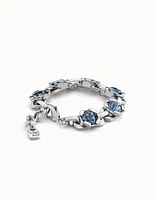 Link chain bracelet with a blue crystal