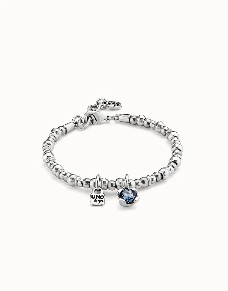 Beaded stretch bracelet with blue crystal