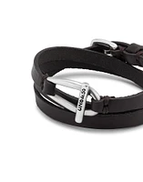 Leather bracelet with a small central link