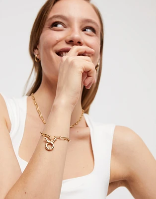 Rectangular link chain bracelet