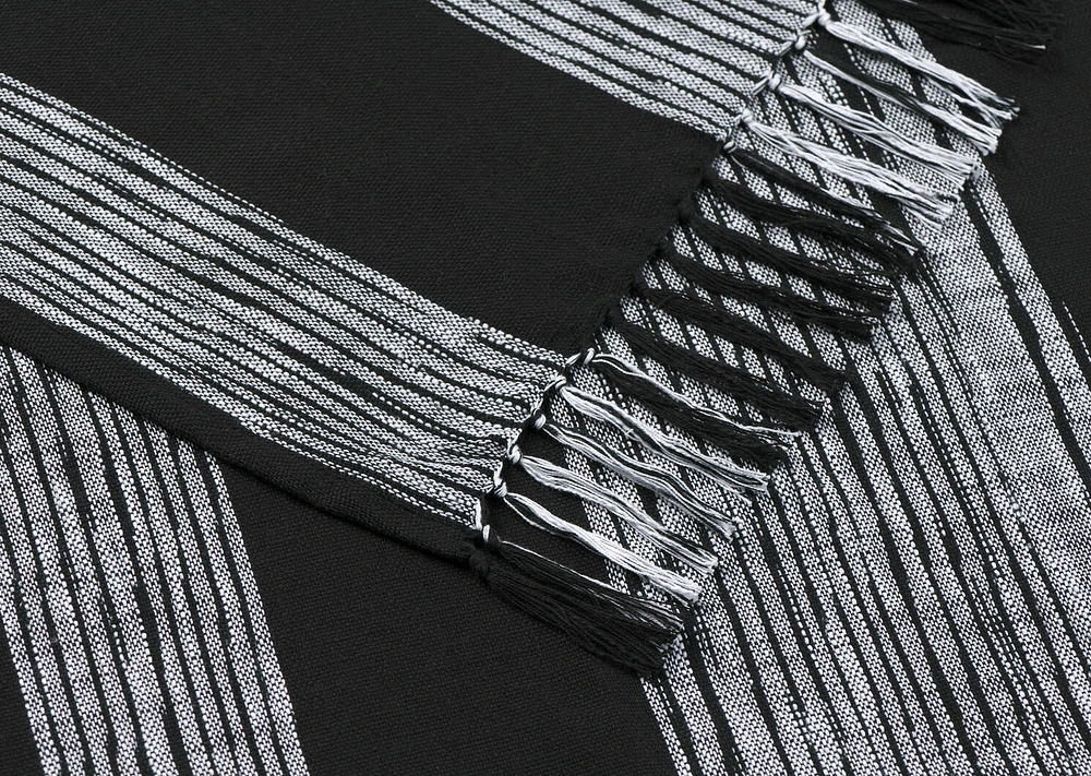 Renard Throw 50x60 Black/Ivory