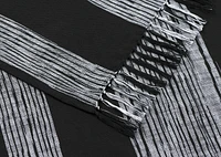 Renard Throw 50x60 Black/Ivory
