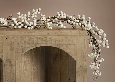 Snowberry Garland 5ft