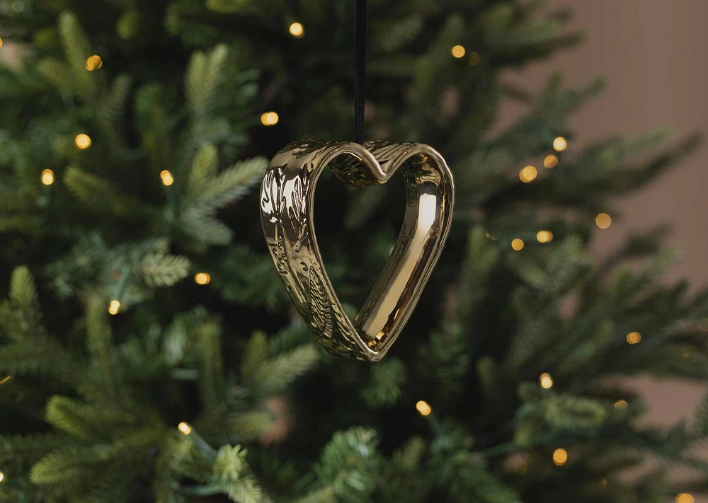 Fond Heart Ornament Gold