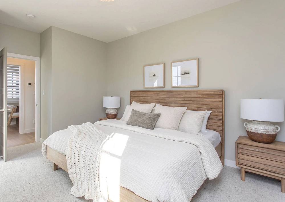 Nuevo Bed -Lirah Dune, QUEEN