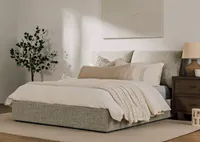 Brandt Bed -Lottie Dove