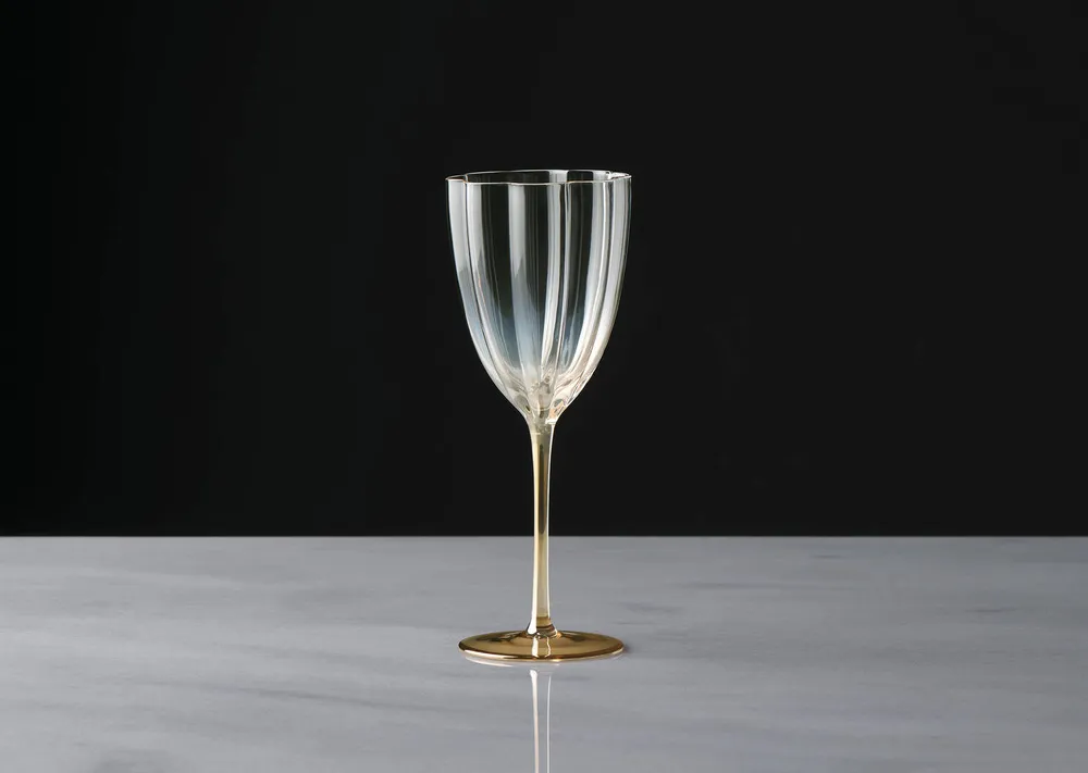 Phoebe Wine Glass Amber