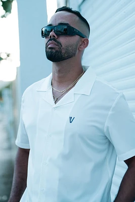 WHITE SOLID SHIRT