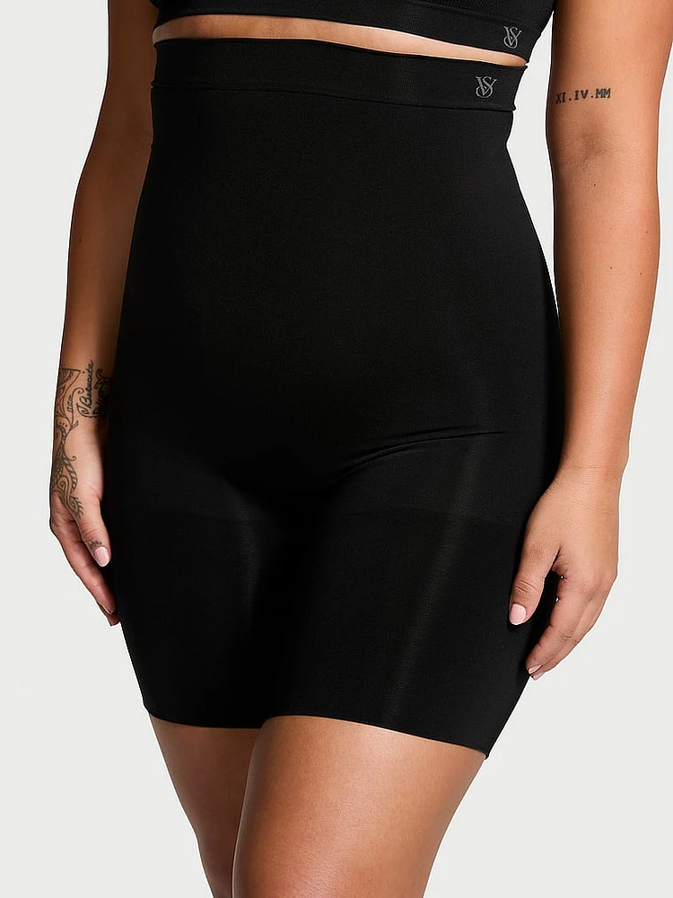 SeamlessShaping™ Mid-Thigh Shorts