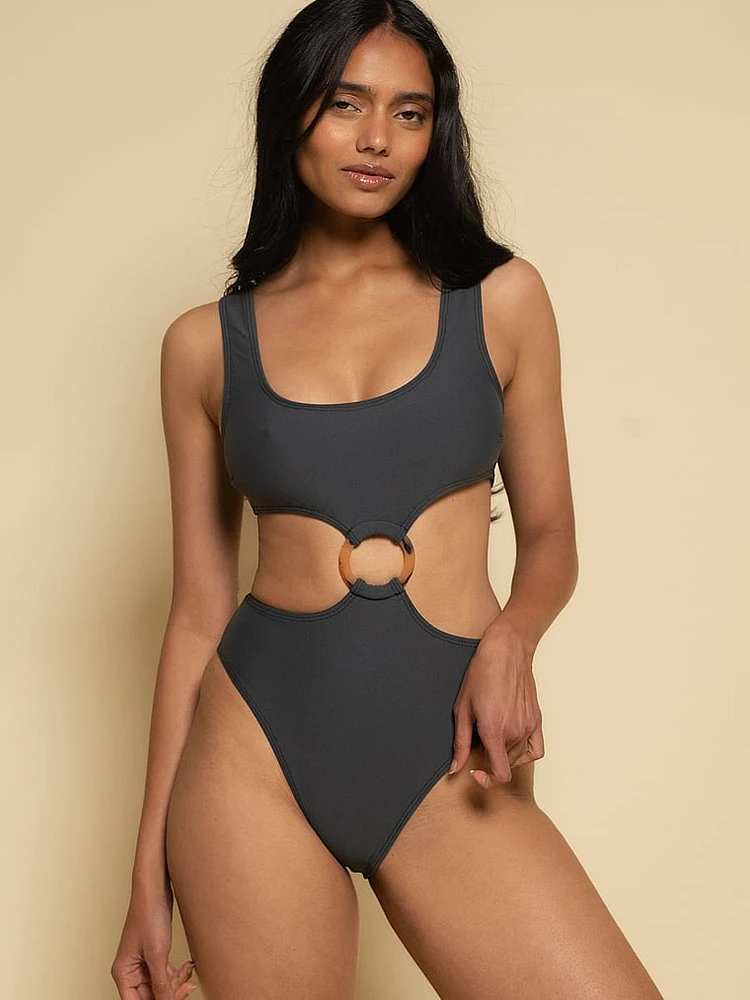 Ky One-Piece