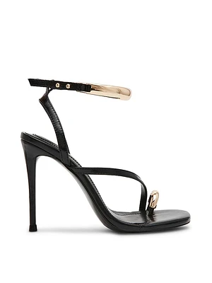 Tia Heel