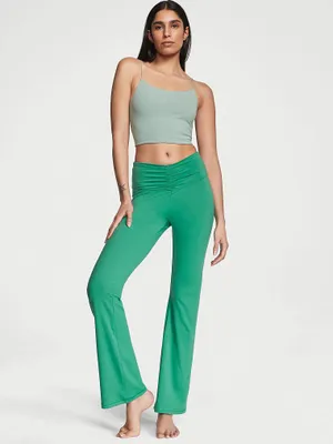 Love Cloud High-Rise Ruched Flare Leggings