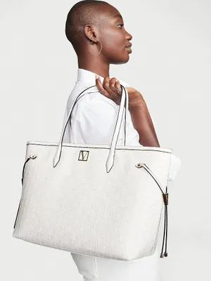 The Victoria Shoulder Tote