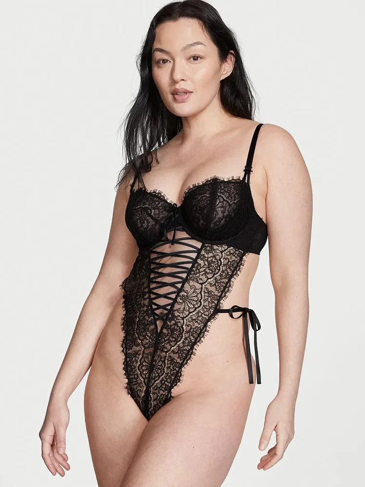 Very Sexy Wicked Unlined Lace Crotchless Teddy