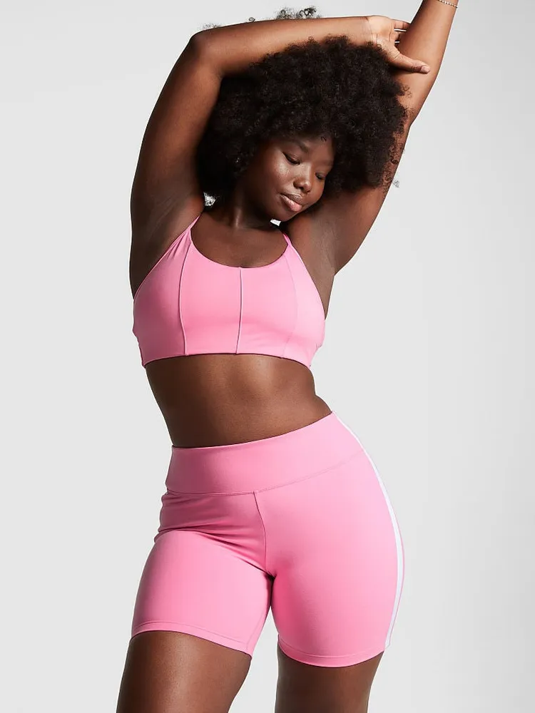 PINK Ultimate Lightly Lined Scoop Sports Bra