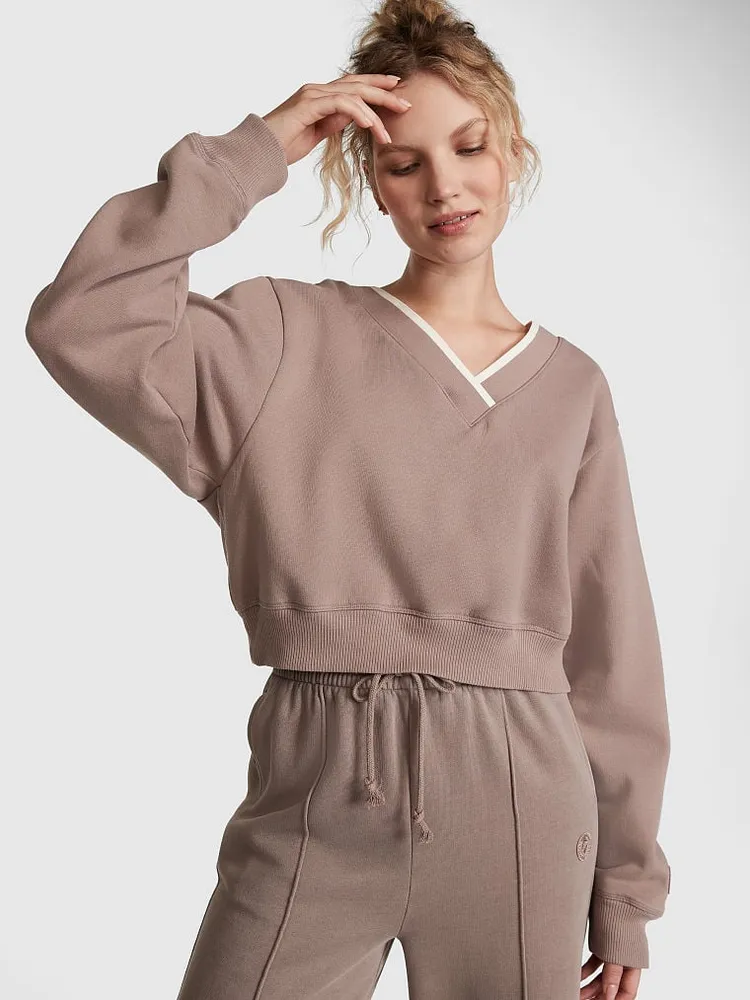 Premium Fleece V-Neck Pullover