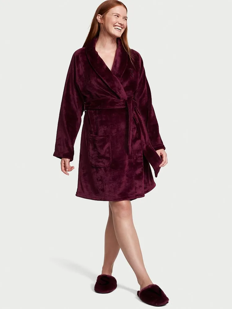 Short Cozy Robe