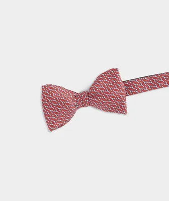 Classic Lobsters Bow Tie