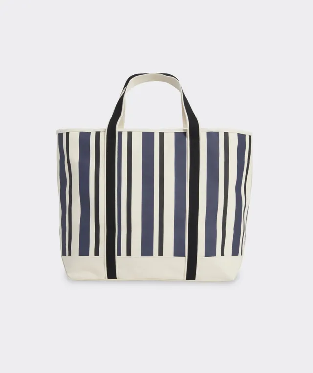 Shop Striped Straw Market Tote at vineyard vines