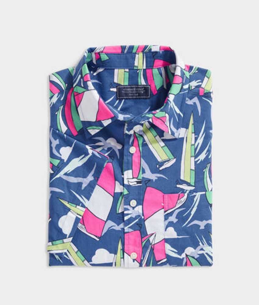 Vineyard Vines Stretch Poplin Short-Sleeve Fish Print Shirt