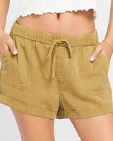 Sunday Strut Shorts - Seaweed Green