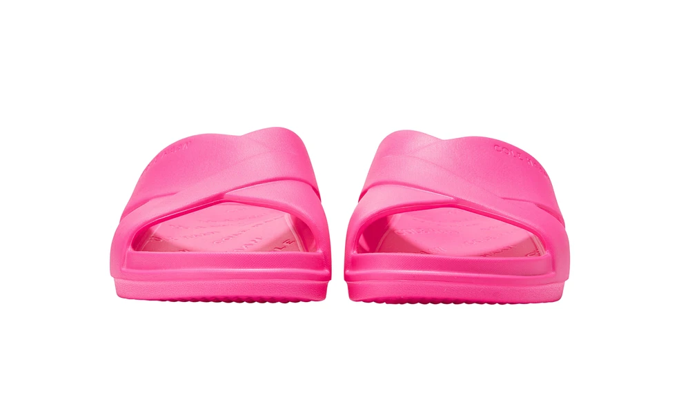 Findra Neon Fuchsia Pink Pool Slide Sandal