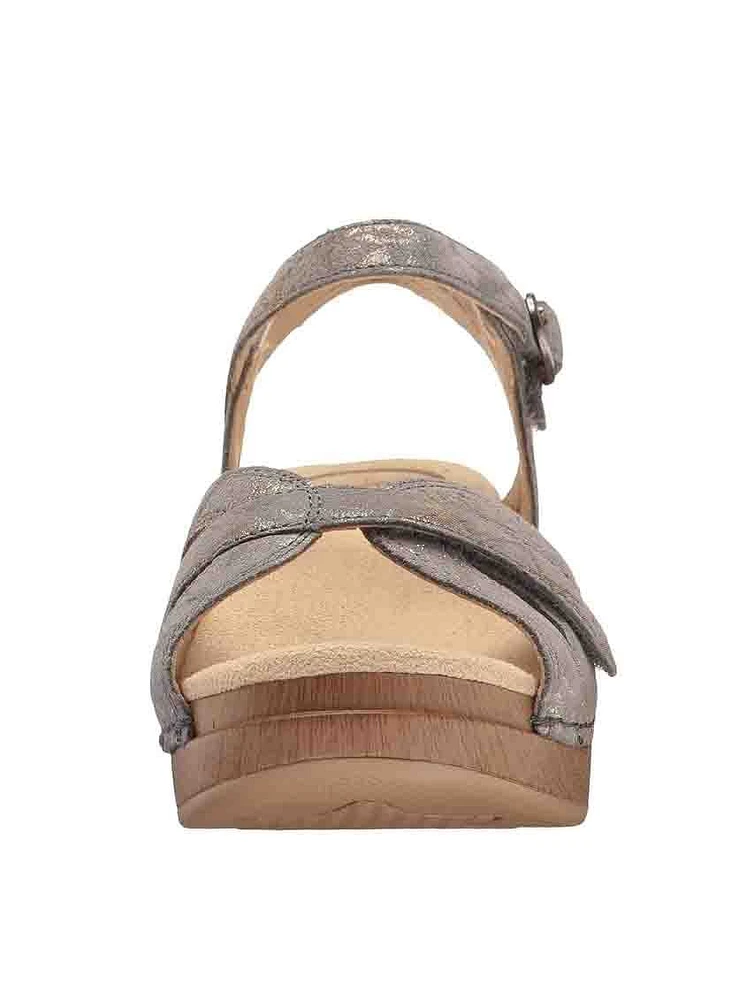 Season Stone Leather Sandal