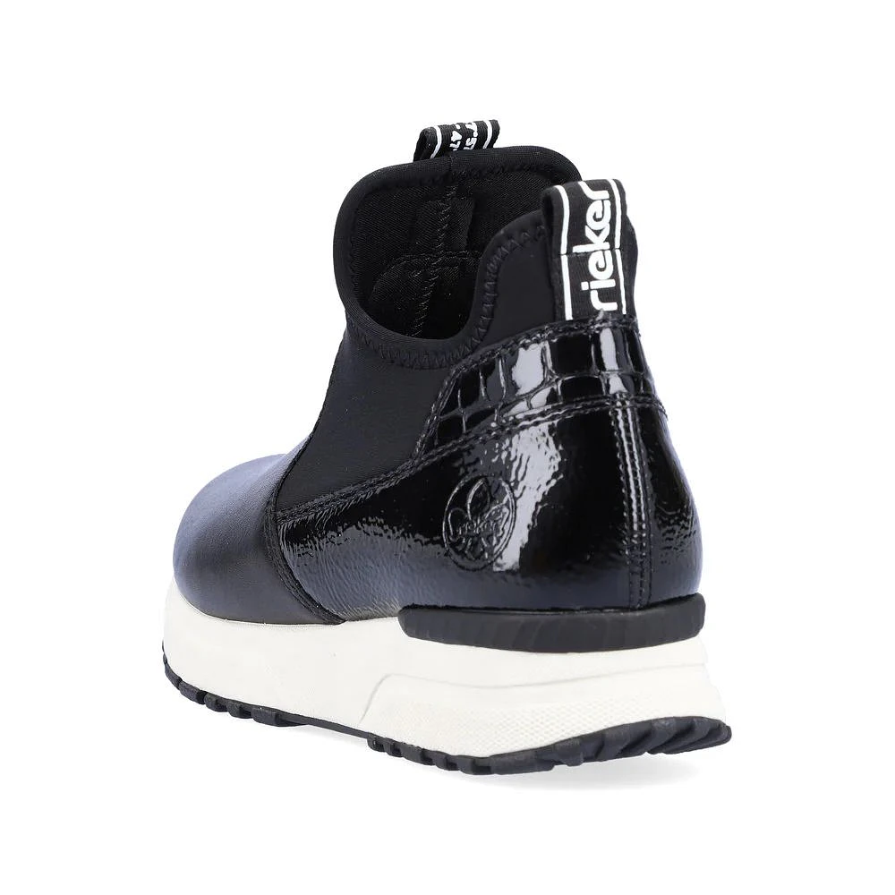 Minesota Black