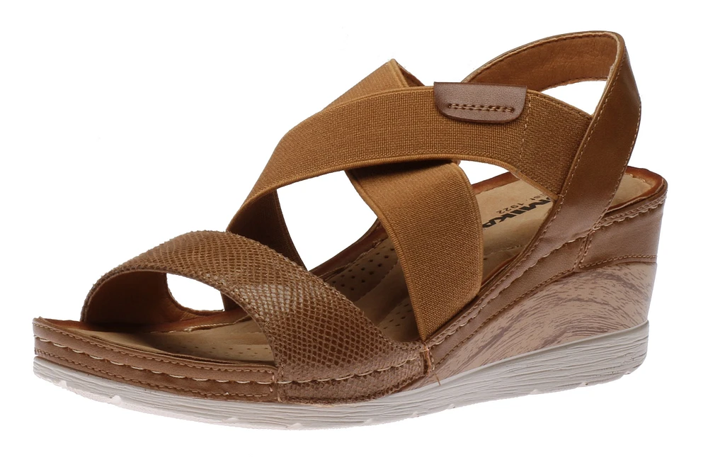 Elaine 01 Brown