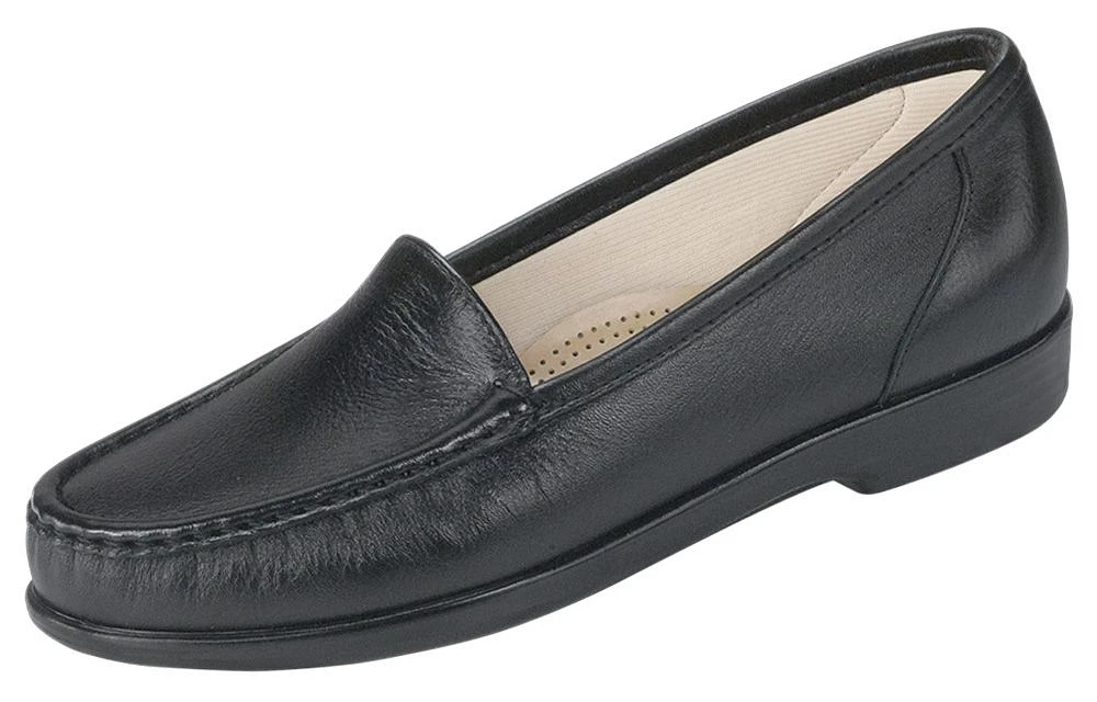 Simplify Black Leather Slip On Loafer