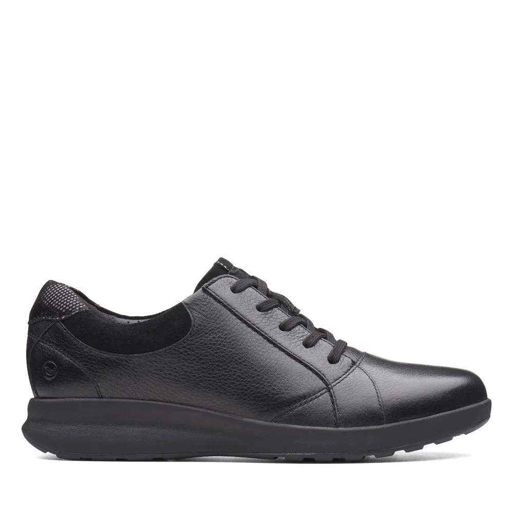 Un Adorn Lace Black Leather Sneaker