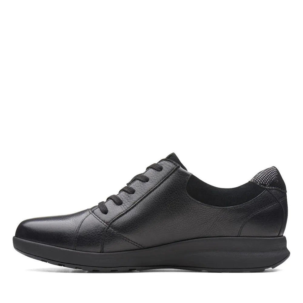 Un Adorn Lace Black Leather Sneaker