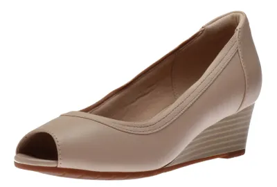 Mallory Charm Blush Leather Pump