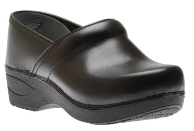 XP 2.0 Black Waterproof Leather Pull Up Clog