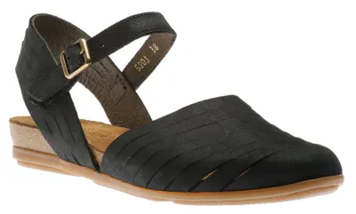 Stella Pleasant Black Leather Closed-Toe Sandal