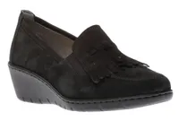 Ruthie Reggio Black