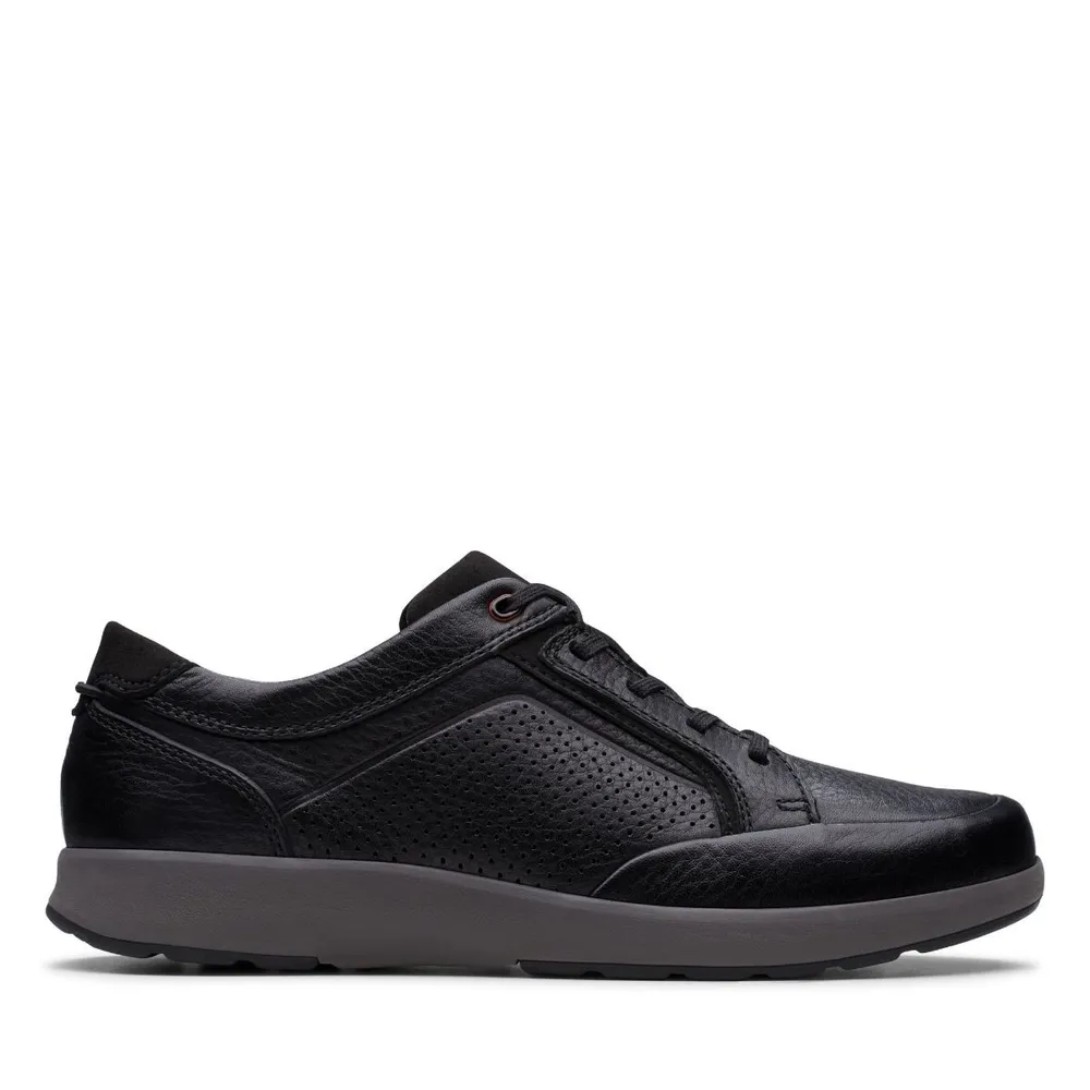 Un Trail Form Black Leather Lace-Up Sneaker