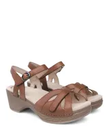 Season Camel Leather Sandal