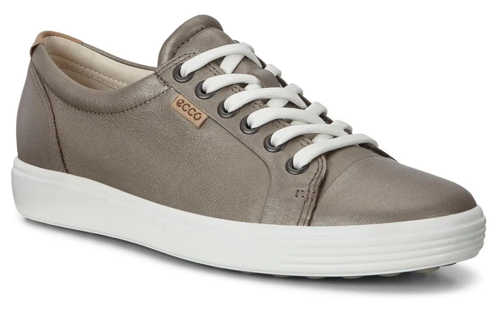 Women's Soft 7 Stone Metallic Lace-Up Sneaker