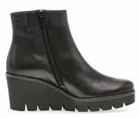 54.780.27 Black Leather Wedge Ankle Boot