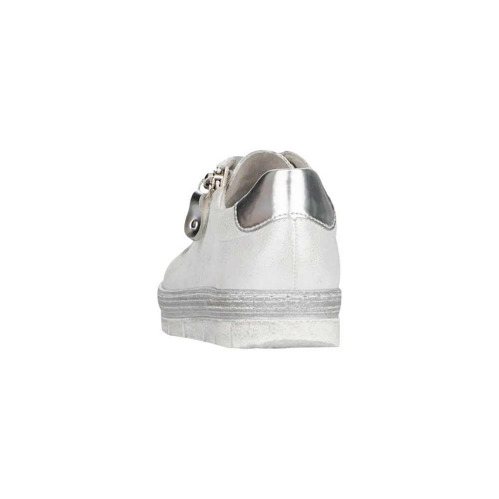 Toulan Metallic White Silver Lace-Up Sneaker