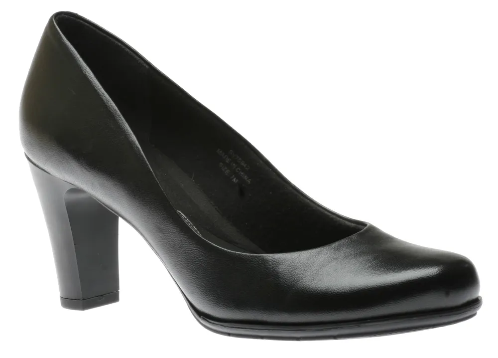 Total Motion Black Leather Heel Dress Pump